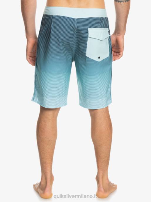 esso Quiksilver uomini Surfsilk Massive 20 Boardshorts acqua ghiacciata HTZR1594
