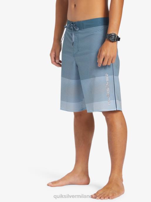 esso Quiksilver uomini Surfsilk Massive 20 Boardshorts marina di mezzanotte HTZR332