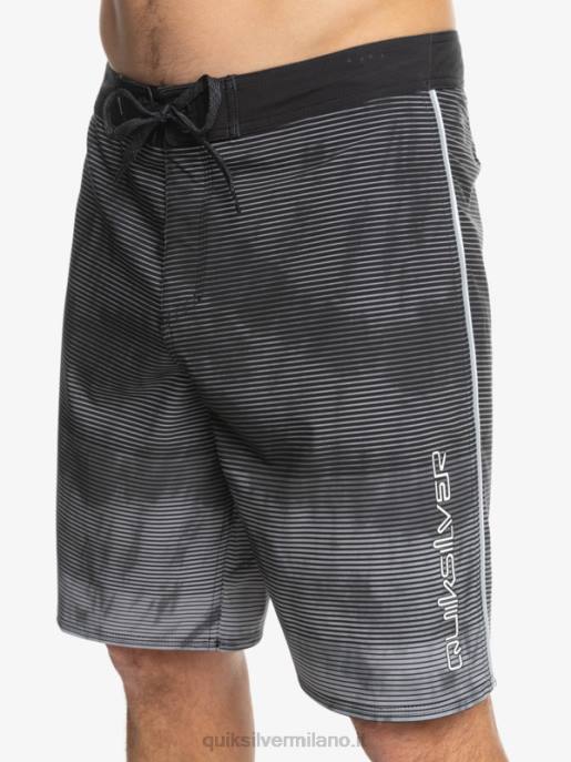 esso Quiksilver uomini Surfsilk Massive 20 Boardshorts nero HTZR1593
