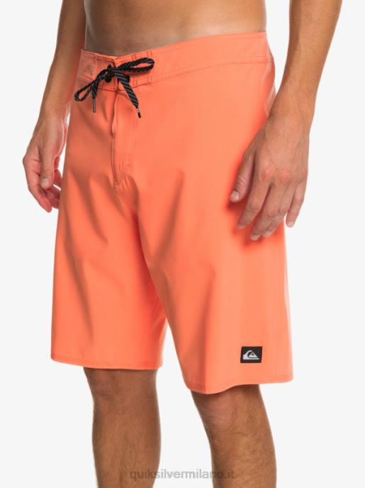 esso Quiksilver uomini Surfsilk kaimana 20 pantaloncini da surf performanti salmone fresco HTZR81