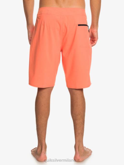 esso Quiksilver uomini Surfsilk kaimana 20 pantaloncini da surf performanti salmone fresco HTZR81