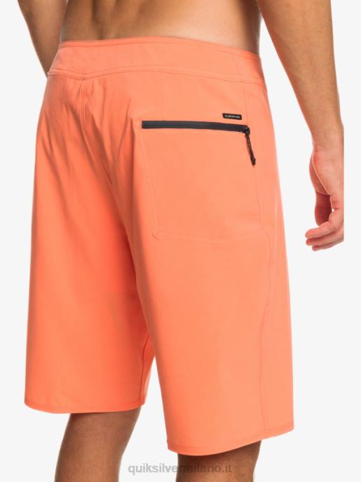 esso Quiksilver uomini Surfsilk kaimana 20 pantaloncini da surf performanti salmone fresco HTZR81
