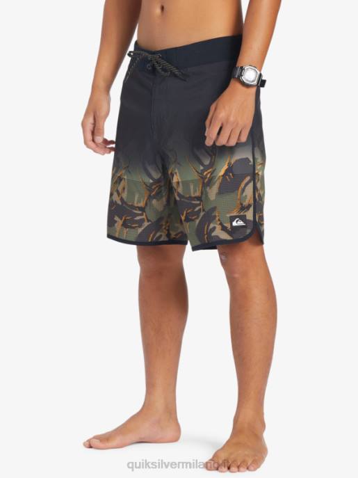 esso Quiksilver uomini pantaloncini da surf Highlite Scallop 19 Quadrifoglio HTZR25