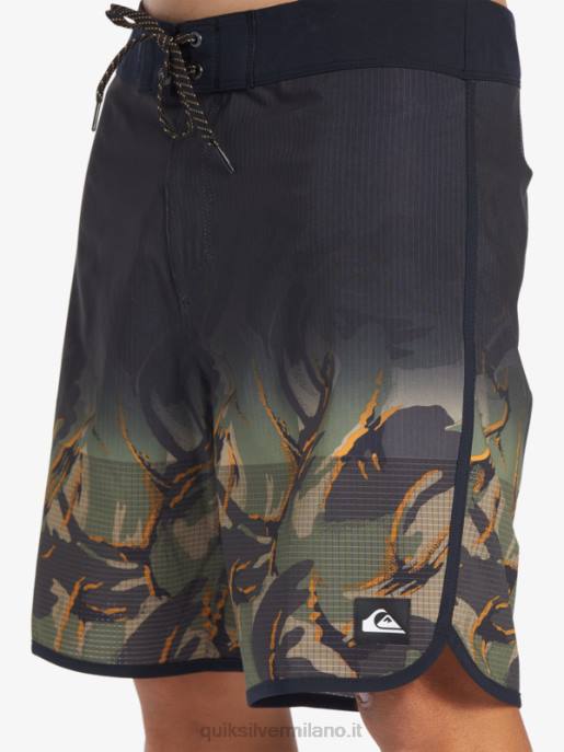 esso Quiksilver uomini pantaloncini da surf Highlite Scallop 19 Quadrifoglio HTZR25